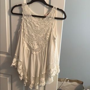 Lacey flowy tunic!